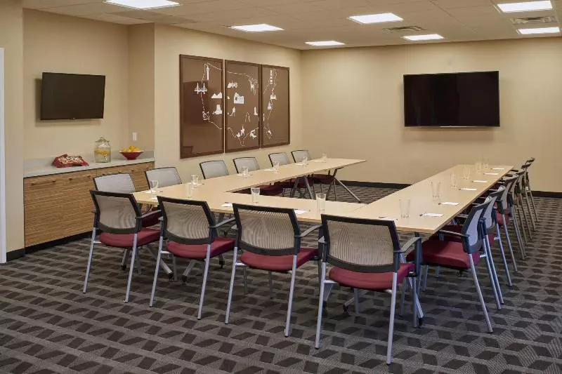 Hotelli Towneplace Suites By Marriott Richmond