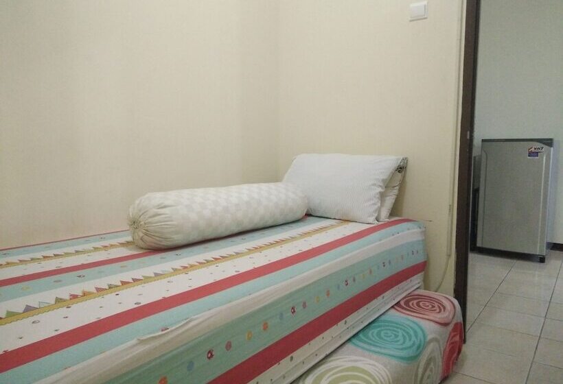 The Suites Metro By Faris Property