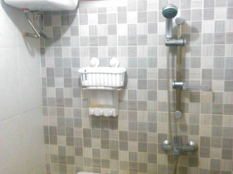 The Suites Metro By Faris Property