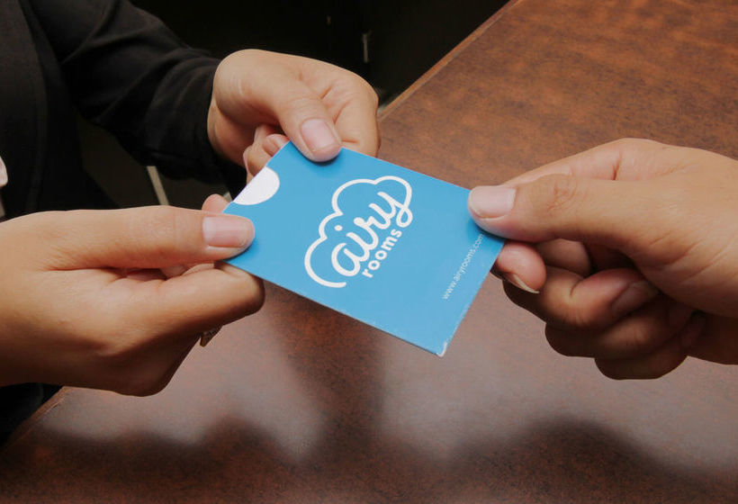 ホテル Airy Eco Pontianak Selatan Imam Bonjol 89