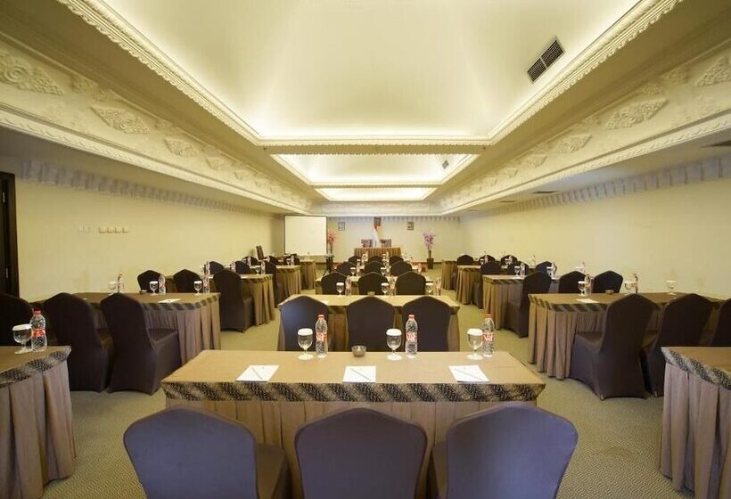 فندق D Senopati Malioboro Grand