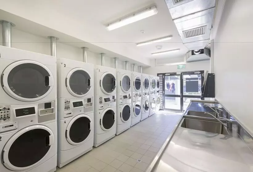 Hotelli Ecu Joondalup Village