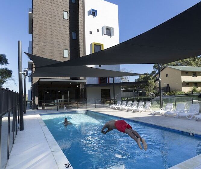 Отель Ecu Joondalup Village