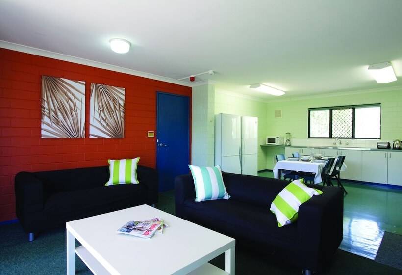 Отель Ecu Joondalup Village