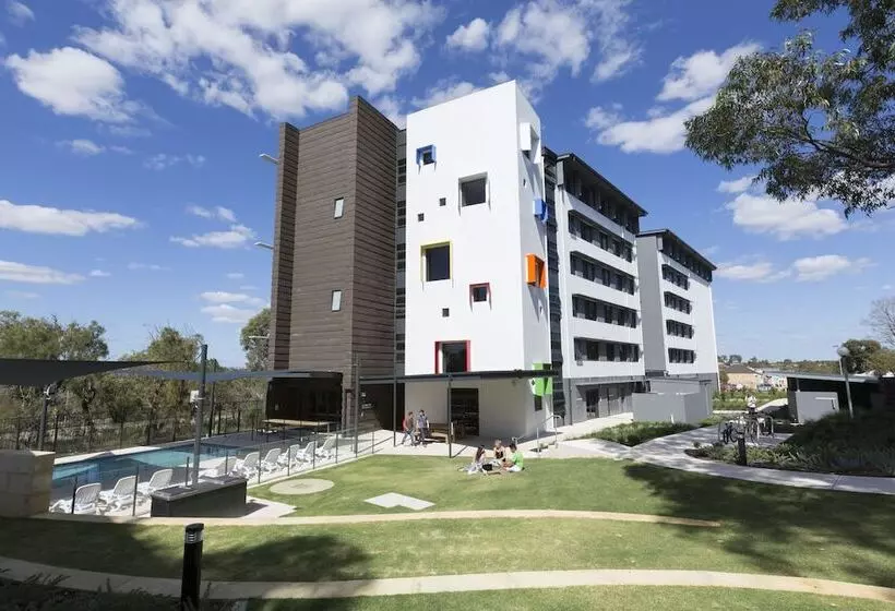 Hotelli Ecu Joondalup Village