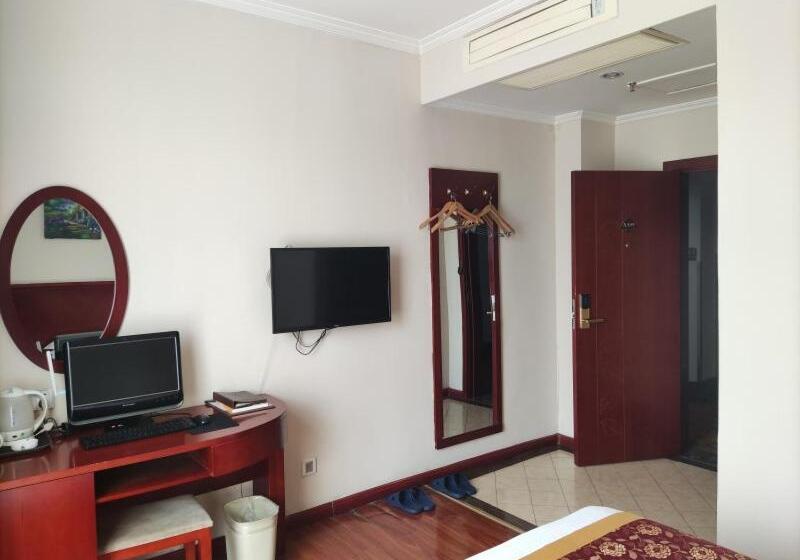 בית מלון כפרי Greentree Inn Datong Railway Station South Yundingyayuan Express