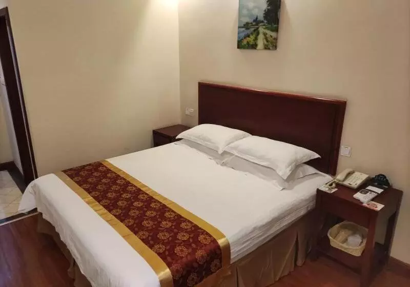 ホテル Greentree Inn Datong Railway Station South Yundingyayuan Express
