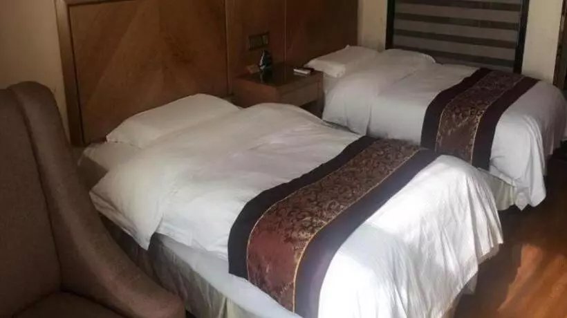 Hotelli Greentree Inn Jiangsu Wuxi Huishan Highspeed Rail Qianzhou Chongwen Road Business