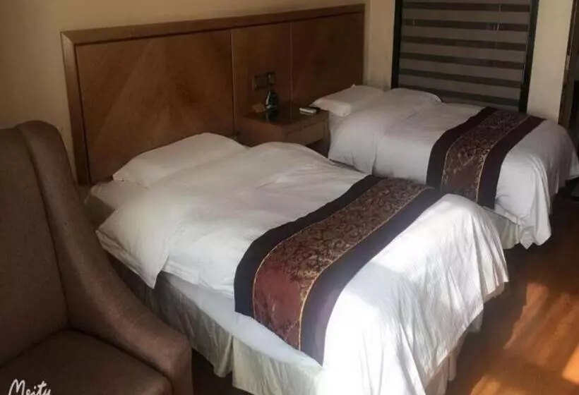 Hotelli Greentree Inn Jiangsu Wuxi Huishan Highspeed Rail Qianzhou Chongwen Road Business