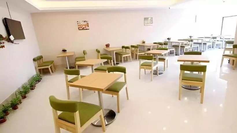 Hotelli Greentree Inn Jiangsu Wuxi Huishan Highspeed Rail Qianzhou Chongwen Road Business