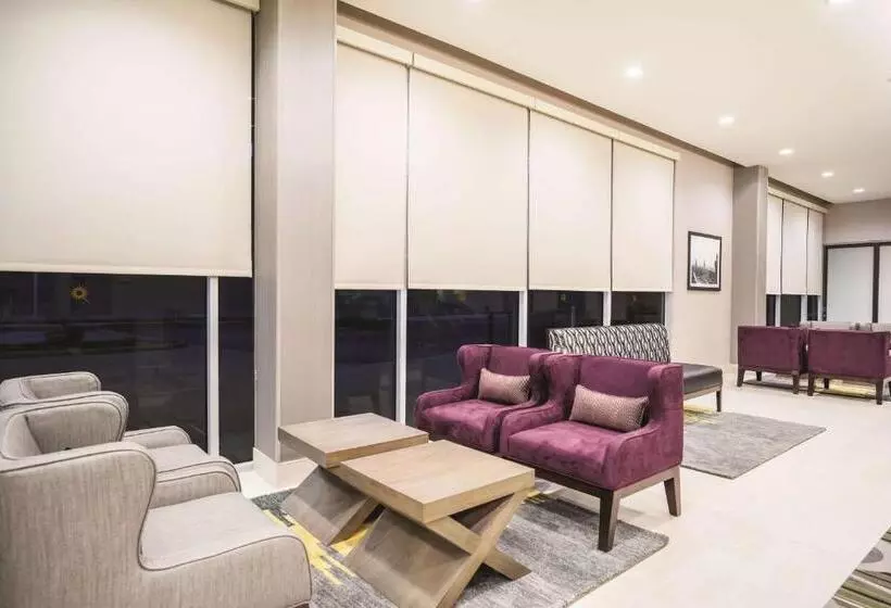 ホテル La Quinta By Wyndham Clifton Park