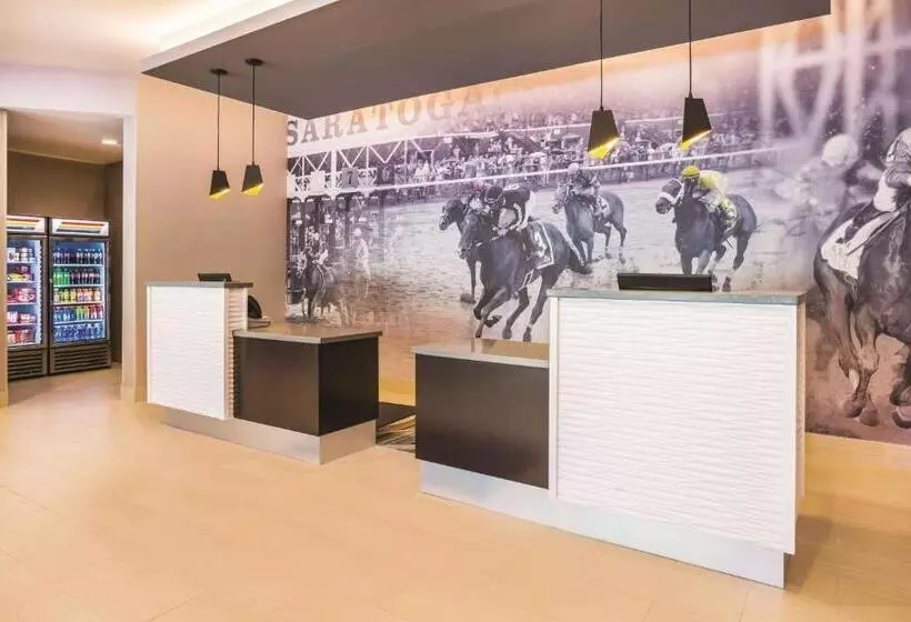 ホテル La Quinta By Wyndham Clifton Park