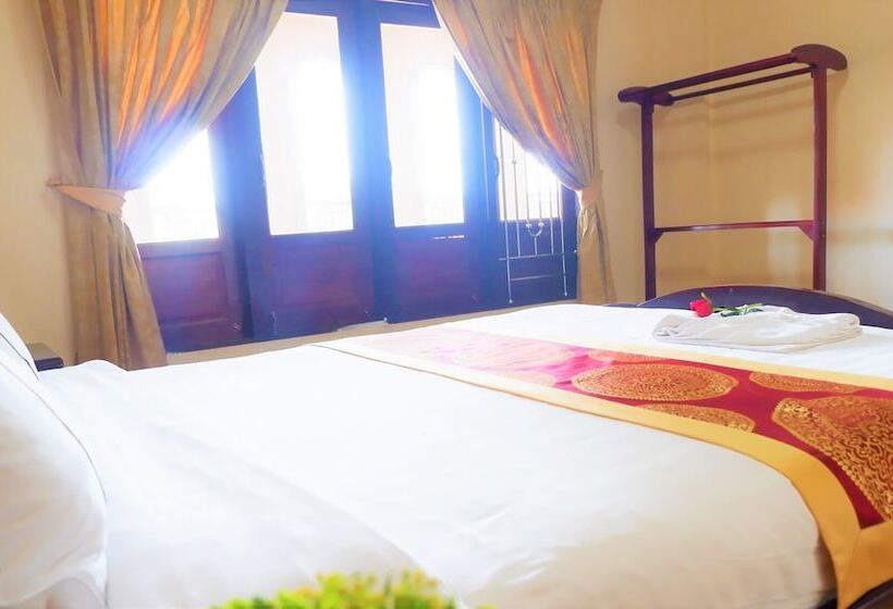 בית מלון כפרי Lyly