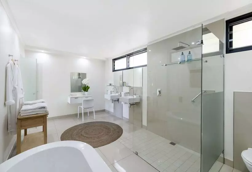 هتل Thebloem Guest Suites By Knysna Paradise Collection
