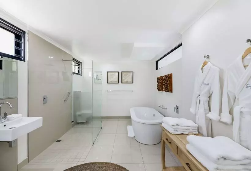 هتل Thebloem Guest Suites By Knysna Paradise Collection