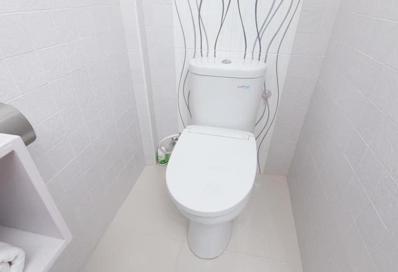 בית מלון כפרי Zen Rooms Gili Trawangan Semampar