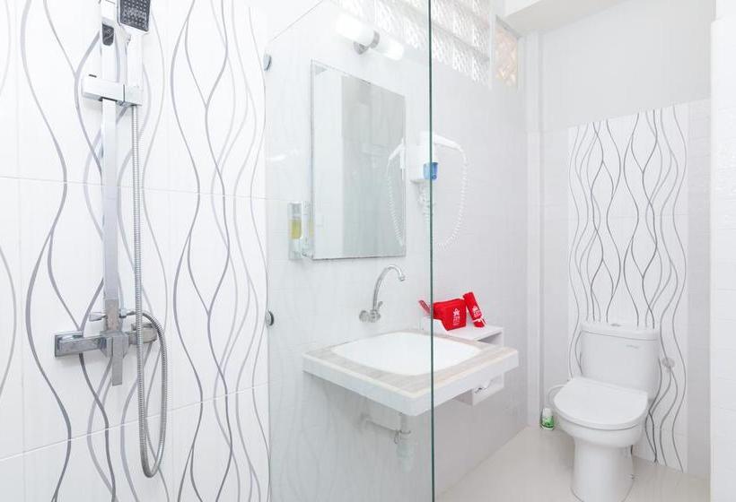 בית מלון כפרי Zen Rooms Gili Trawangan Semampar