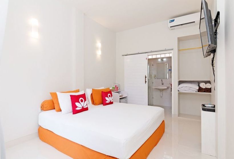 בית מלון כפרי Zen Rooms Gili Trawangan Semampar