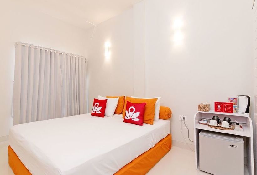 בית מלון כפרי Zen Rooms Gili Trawangan Semampar