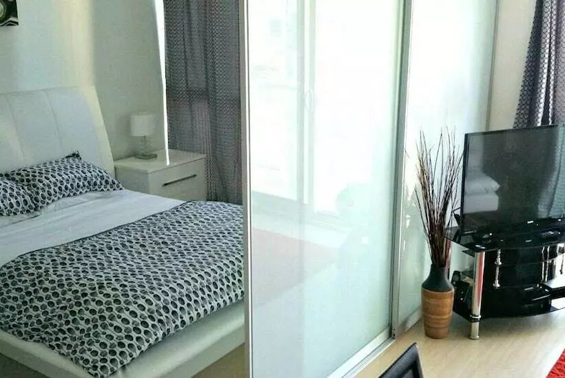 Pelicanstay In Toronto Entertainment District