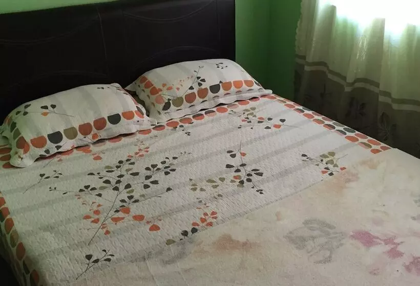 پانسیون Malinja Homestay