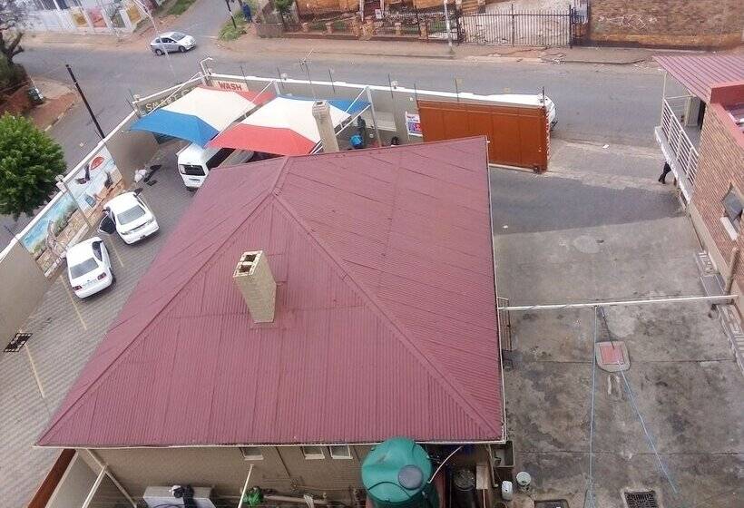 Пансион Miraton Guest Lodge