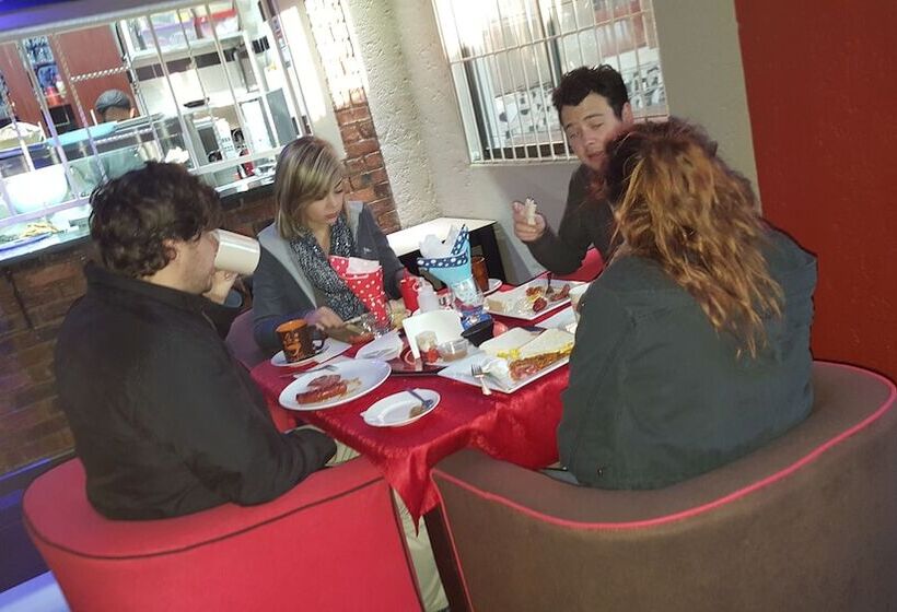 Пансион Miraton Guest Lodge