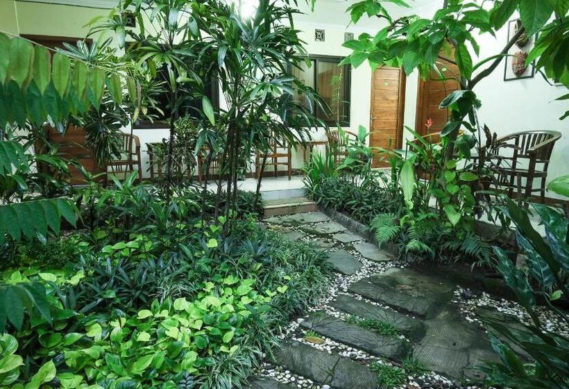 Pensionat Sabana Homestay