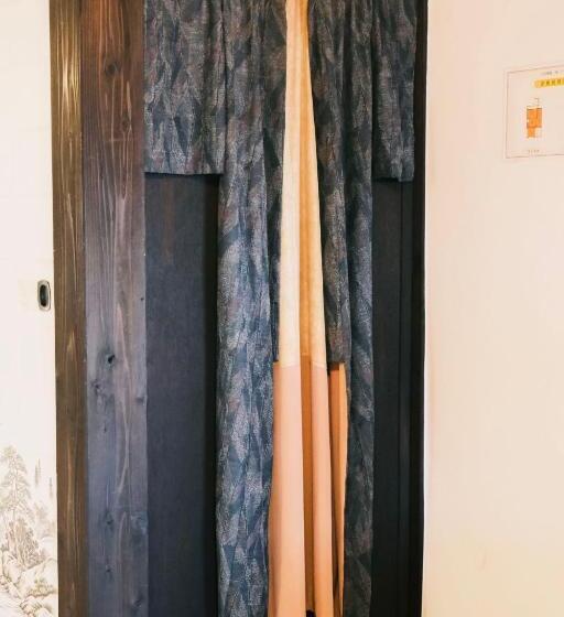 Sanjo Misasagi Umenotoan