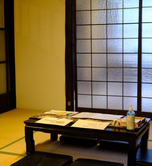 Sanjo Misasagi Umenotoan