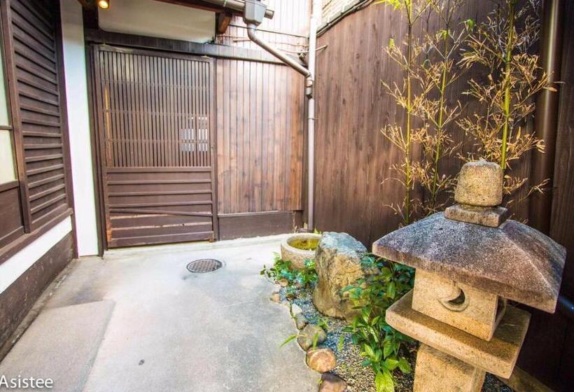 Sanjo Misasagi Umenotoan