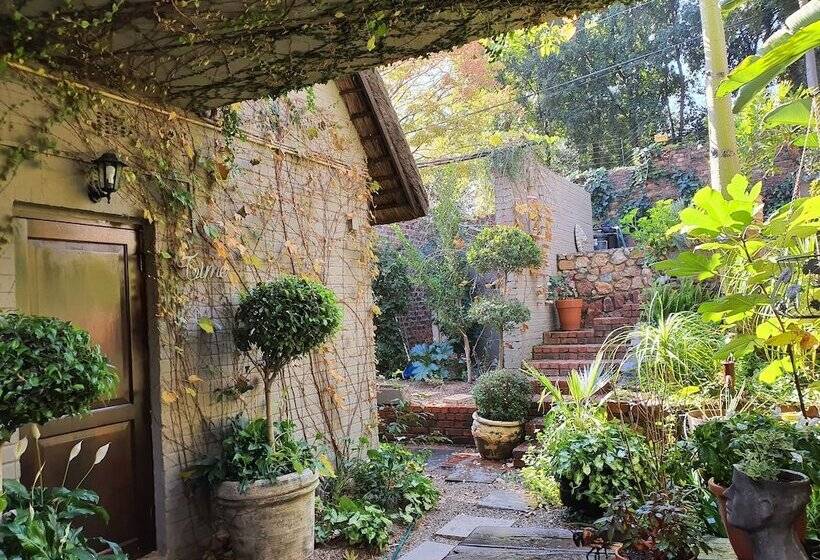 Waterhouse Guest Lodge In Waterkloof