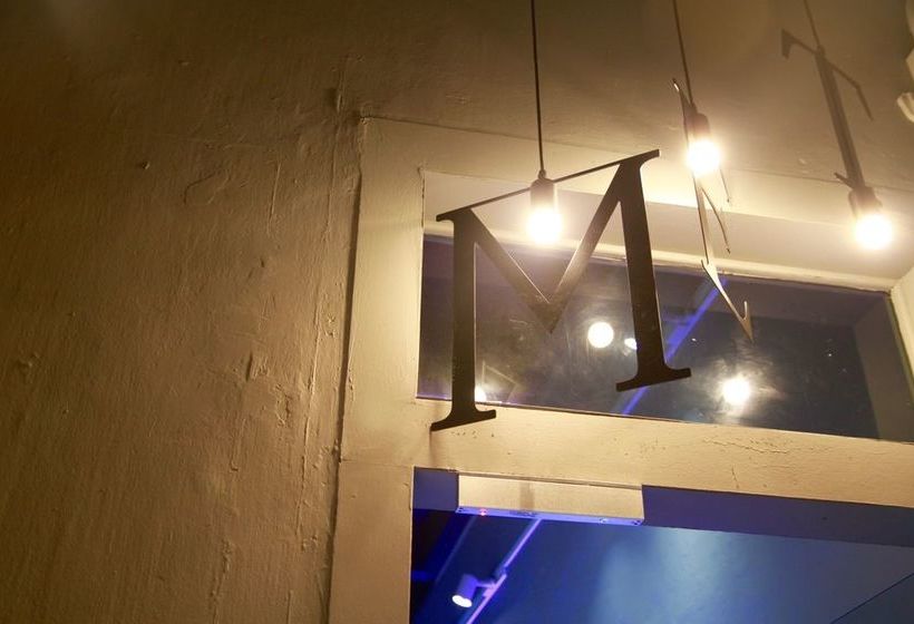 هاستل The Atlas Station