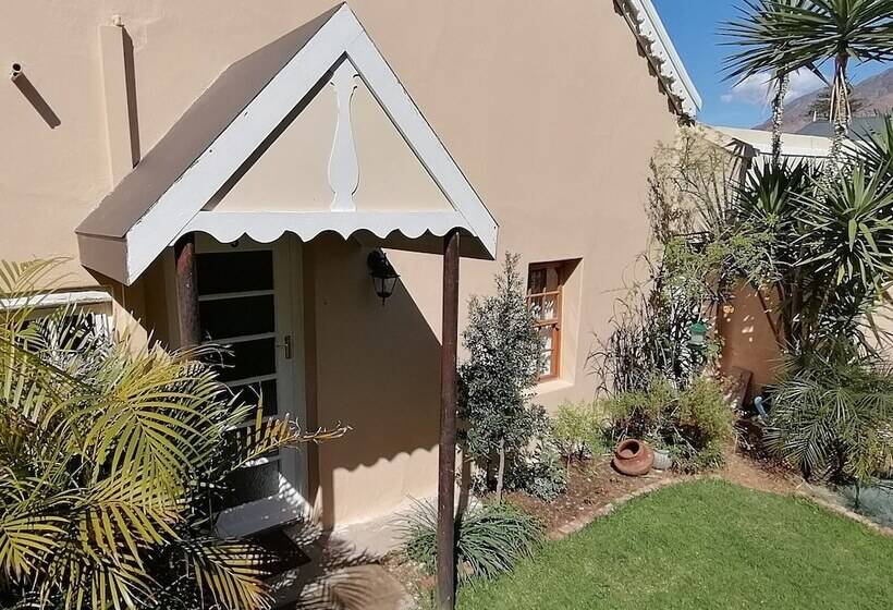 ベッドアンドブレックファースト Squirrels Corner