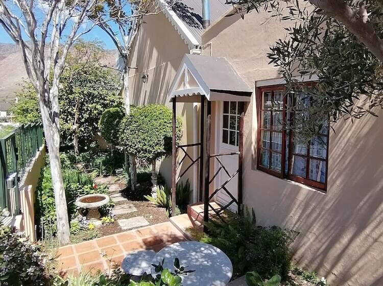 ベッドアンドブレックファースト Squirrels Corner