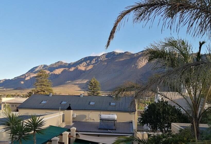 ベッドアンドブレックファースト Squirrels Corner