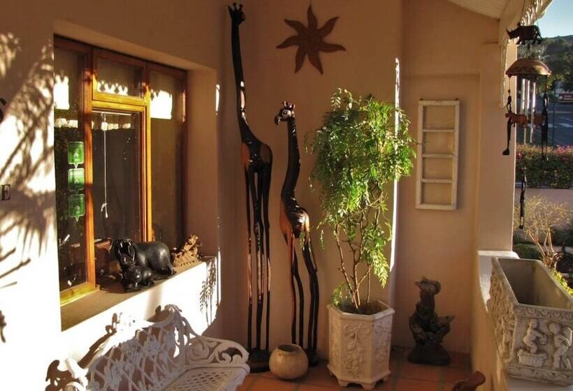 ベッドアンドブレックファースト Squirrels Corner