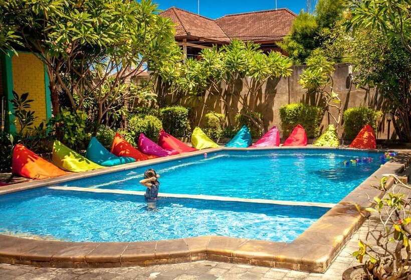 Captain Goose Hostel