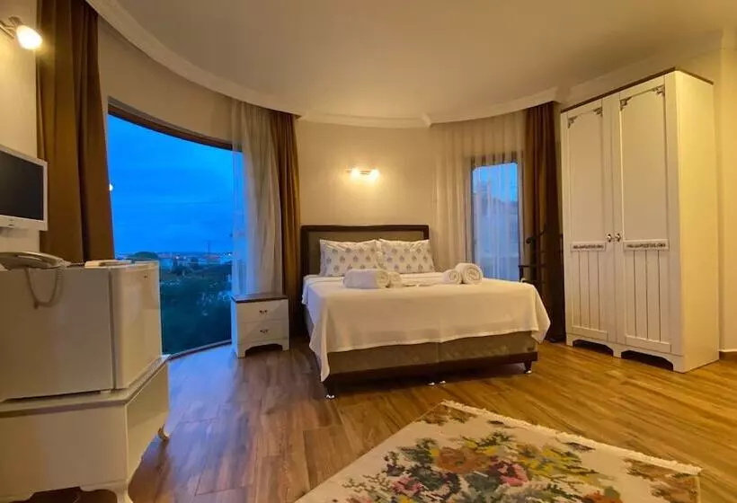 Cunda Giritlioğlu Otel Adult Only +12