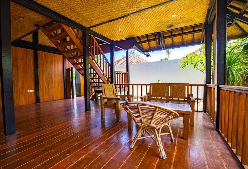 Gili Sands Hotel & Bar