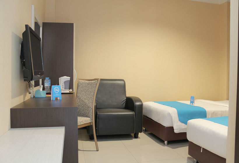 호텔 Airy Kuantan Raya 120 Pekanbaru