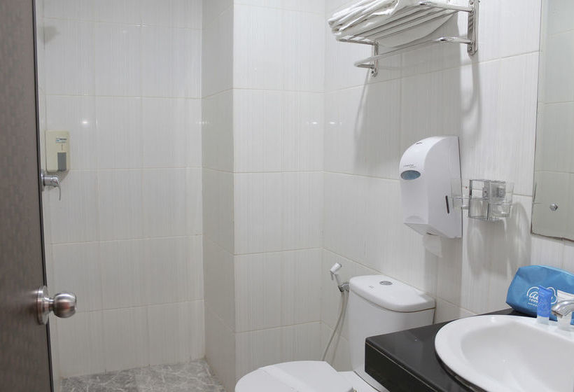 호텔 Airy Kuantan Raya 120 Pekanbaru