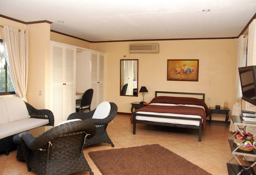 酒店 Apartelle Royal