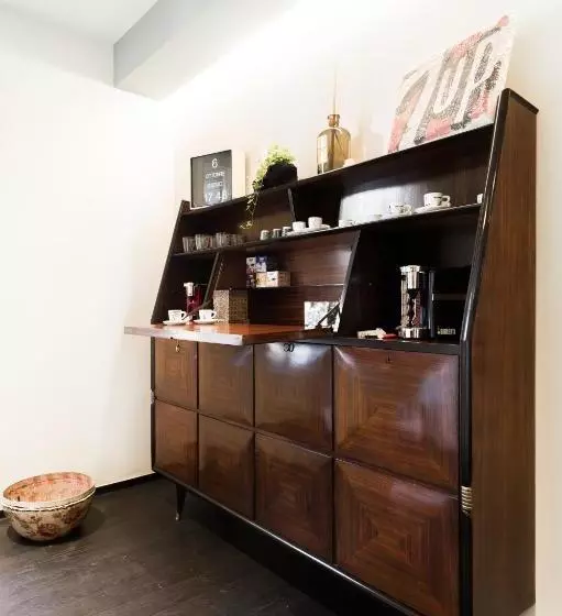 هتل Arnobio Florence Suites
