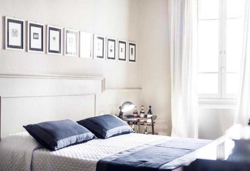 هتل Arnobio Florence Suites