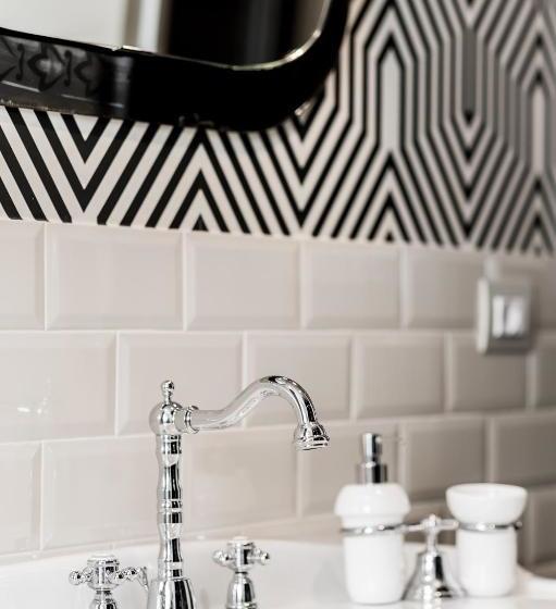 هتل Arnobio Florence Suites