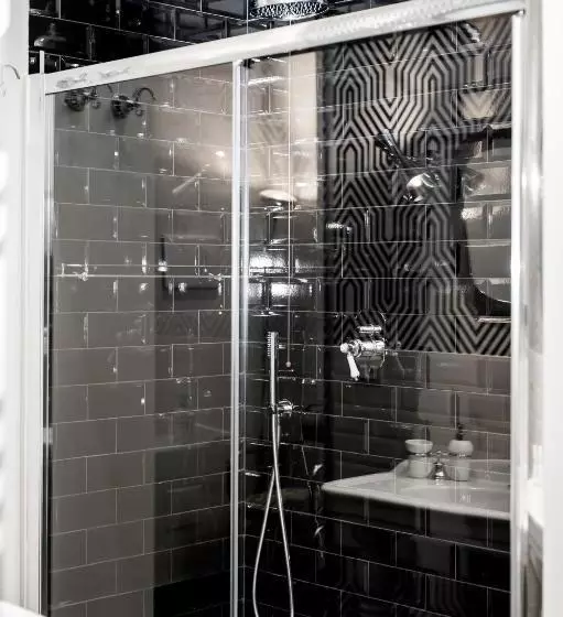 هتل Arnobio Florence Suites