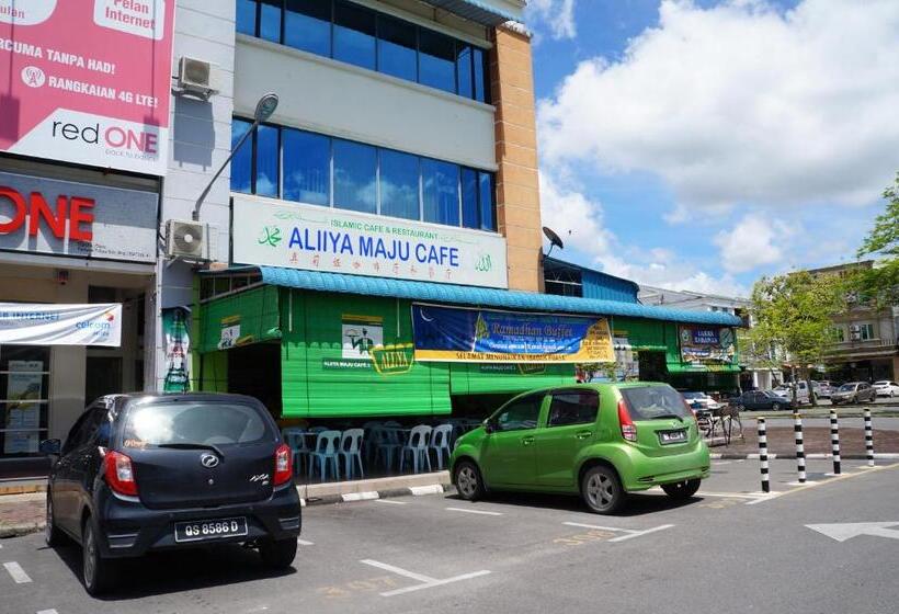 Greens Hotel & Suites