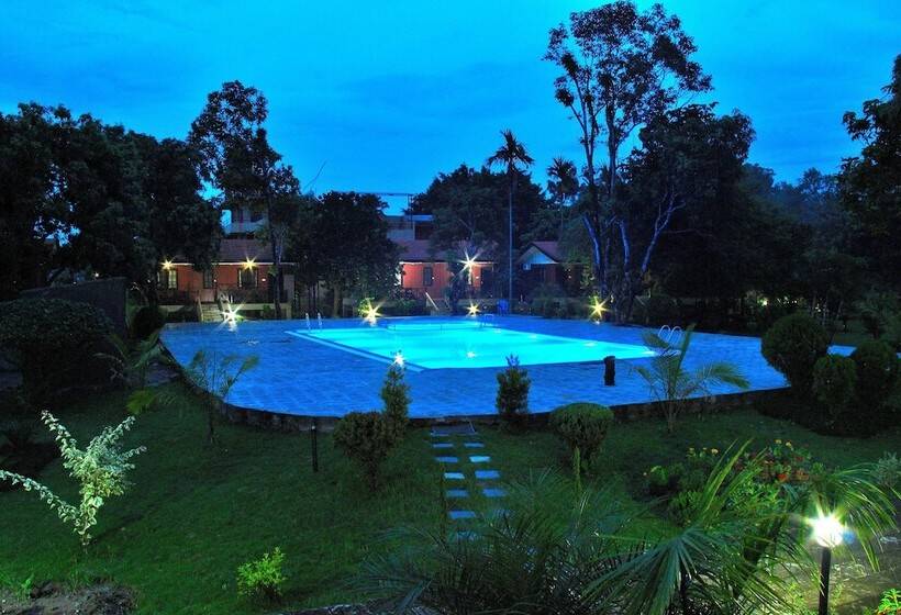 هتل Jungle World Resort