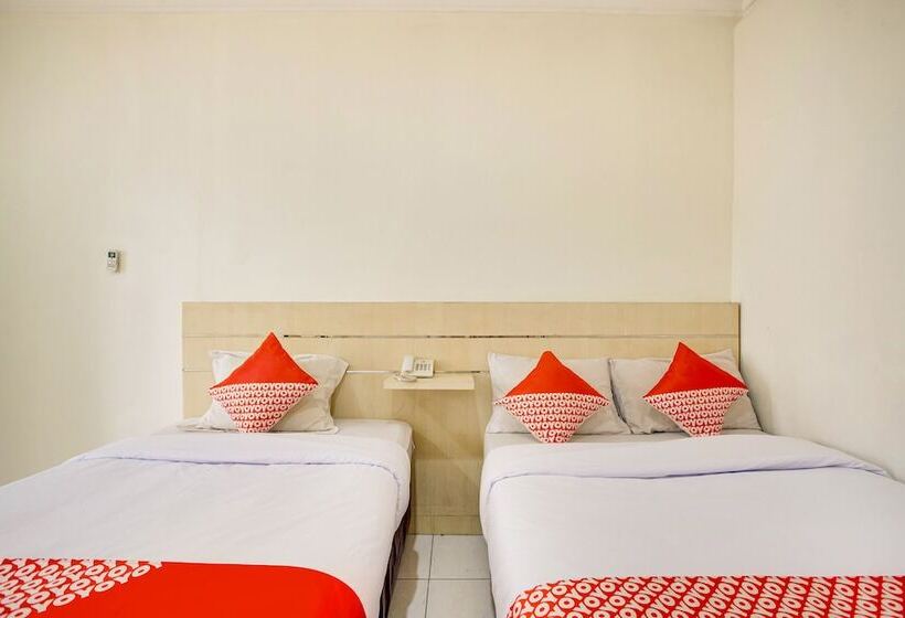 Hotel Reddoorz @  Arimbi Dewi Sartika Baru